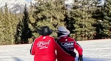 Couple Performs Synchronized Dance While Skiing