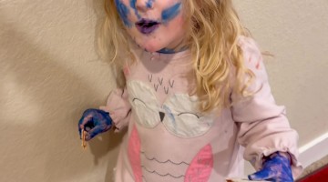 Girl Woke Up and Chose Smurf