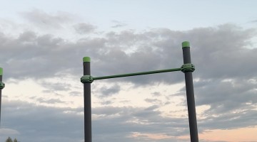 Man Falls Off Pull-Up Bar Onto Metal Railing