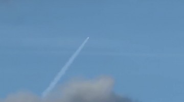 Watched the Artemis II Launch From My Balcony