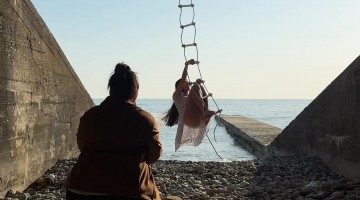 Seaside Photoshoot Gone Wrong
