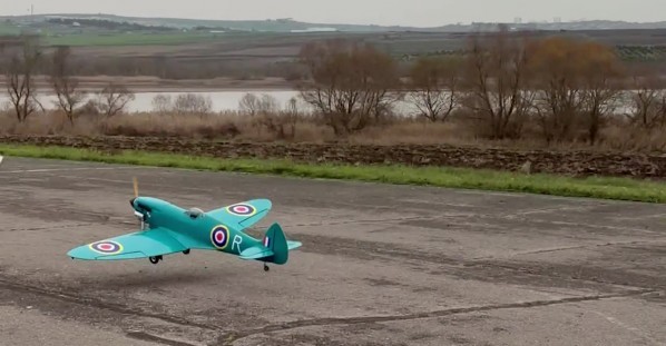 Model Aircraft Immediately Crashes During Inaugural Flight