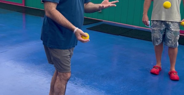The Master of Ball Bounce Juggling