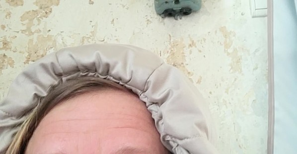 Tiny Duckling Pops Out of Hood and Melts Hearts Instantly