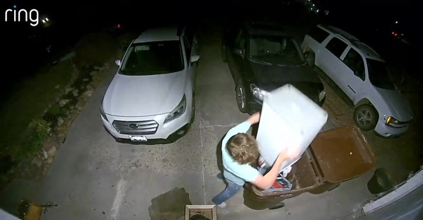 Garbage Won't Come Out Of Can