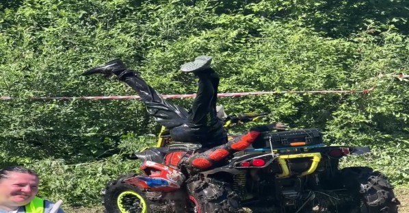 Funny Pit Stop During a Race