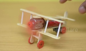 How to make a toy aeroplane out of household items