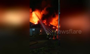 Massive blaze breaks out at coffee factory in Kent
