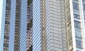 Liverpool Street on lockdown as 'French Spiderman' ascends Heron Tower