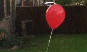 Terrifying Pennywise The Clown Halloween Decoration
