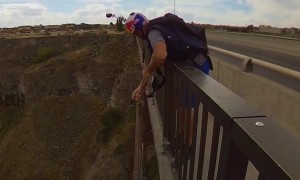 Jaw Dropping Throw and Go Base Jumping Stunt
