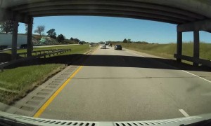 Police Car Runs off Highway onto Median