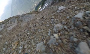 Breathtaking and Terrifying Speed Flying Flight