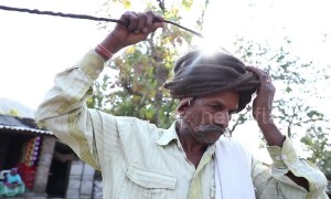 Indian man shows off his hair in enormous 15-metre long dreadlock