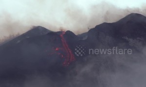 Stunning footage shows new volcanic eruption from Mount Etna's crater