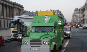 Uber-sponsored "toy" car spotted in central Paris