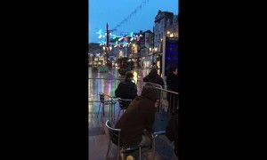 Police cordon off St. Mary's Street in Cardiff in 'ongoing incident'