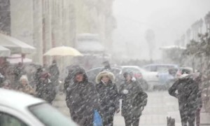 Heavy snowstorm blankets parts of Greece