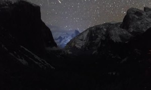 Breathtaking Yosemite Sky Time-Lapse