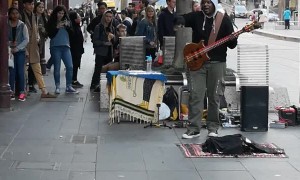 Pigeon Grooves to Busker's Tune