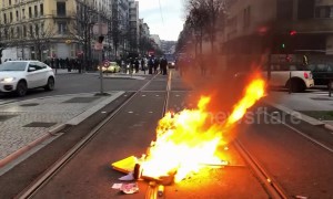 Chaos on streets of Lyon as yellow vest protests continue