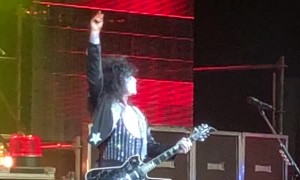 When the Guitar Performance Is on Fire