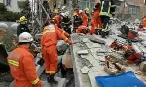 Illegal residential building collapses killing three in southern China