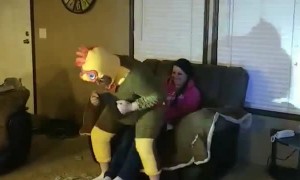 Rowdy Rooster Dancing