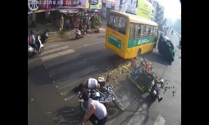 Shocking moment school bus goes berserk after brakes fail on busy road