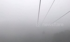 Timelapse of world's longest cable car ride that soars over Vietnamese jungle