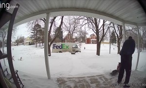 Kind-Hearted Delivery Driver Shovels Porch for Widow
