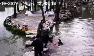 Heroic man rescues old woman and her grandson that fall into pond