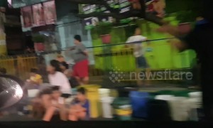 Hundreds of people queue for water in drought-hit Philippine capital