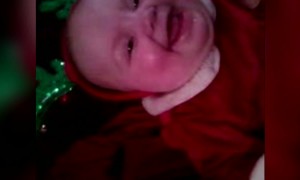 Christmas Baby has the Giggles!