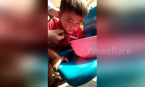 Stomach-churning moment leech is pulled from boy's nose in Thailand