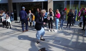 Elderly woman busts out dance moves to 90’s Ibiza club anthem in Leeds