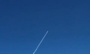 Pilot amazingly captures rocket launch from plane's cockpit
