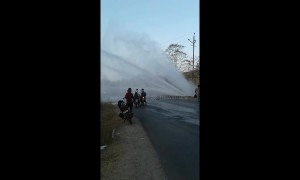 Waterline bursts in north India after truck flips over on roadside