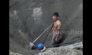 Man buried alive under 4 meters of rubble is rescued by man and machine