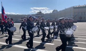 Russian military marches on St. Petersburg’s Palace Square for Victory Day