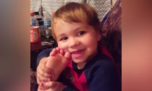 Babies Find Their Feet