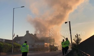 Huge blaze in north London causes rush-hour chaos