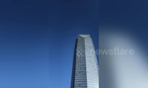 Horrifying moment skyscraper window washer's almost plummet to their death in Oklahoma City