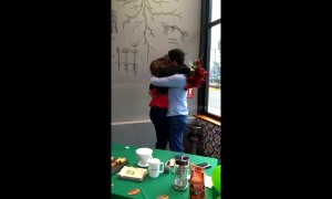 Boyfriend makes surprise proposal in coffee shop as girlfriend goes to buy breakfast
