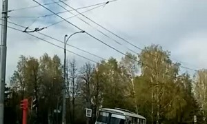 City Bus Takes Down Traffic Pole