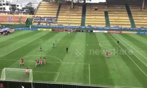 Primary school student scores free-kick from an incredible distance in football match