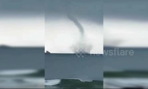 Massive waterspout spotted swirling over Chinese sea