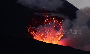 Mount Etna erupts spewing lava from new fractures