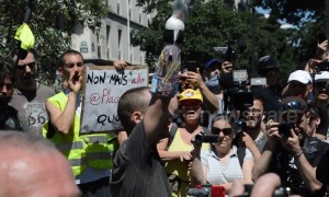 Yellow Vests who claim they were injured by French police march in capital