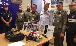 Chinese thieves arrested after stealing £1,000 from British woman at airport